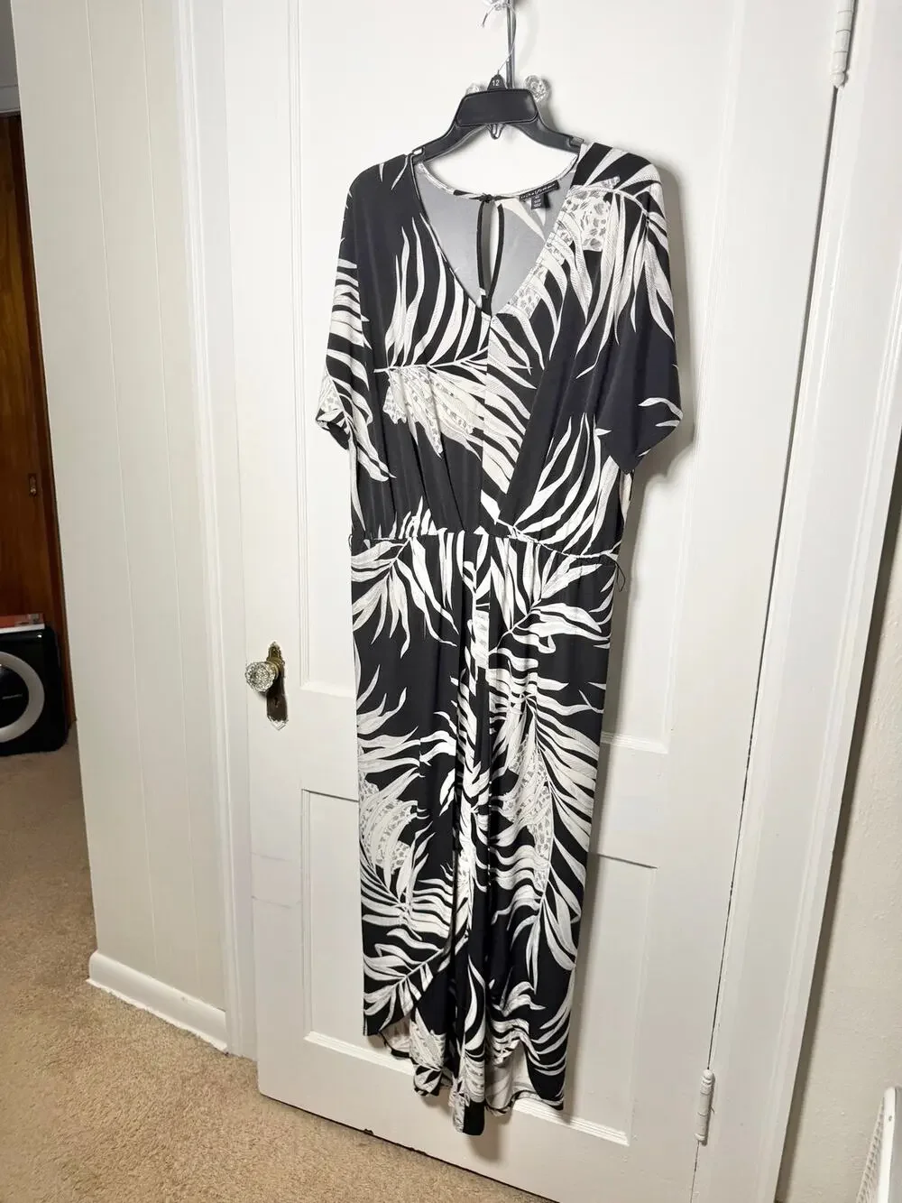 Tribal Black White Boho Slinky Stretchy Short Sleeve Jumpsuit Wedding Size 6 L